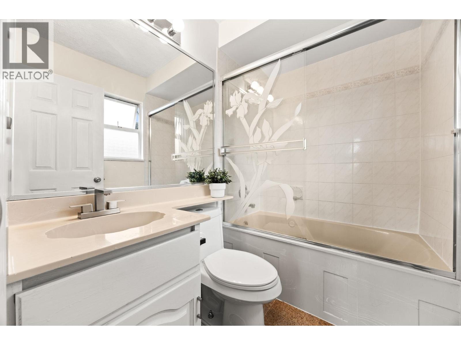 611 E 22nd Avenue, Vancouver, British Columbia  V5V 1V3 - Photo 13 - R3124423