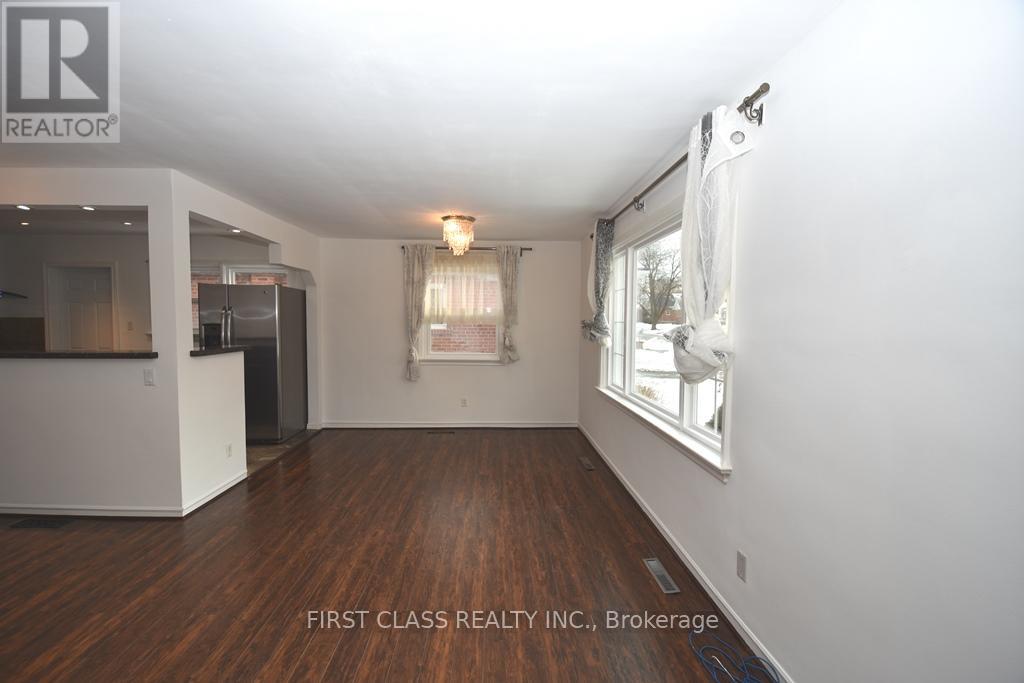 87 Vauxhall Drive, Toronto, Ontario  M1P 1R1 - Photo 3 - E13137880