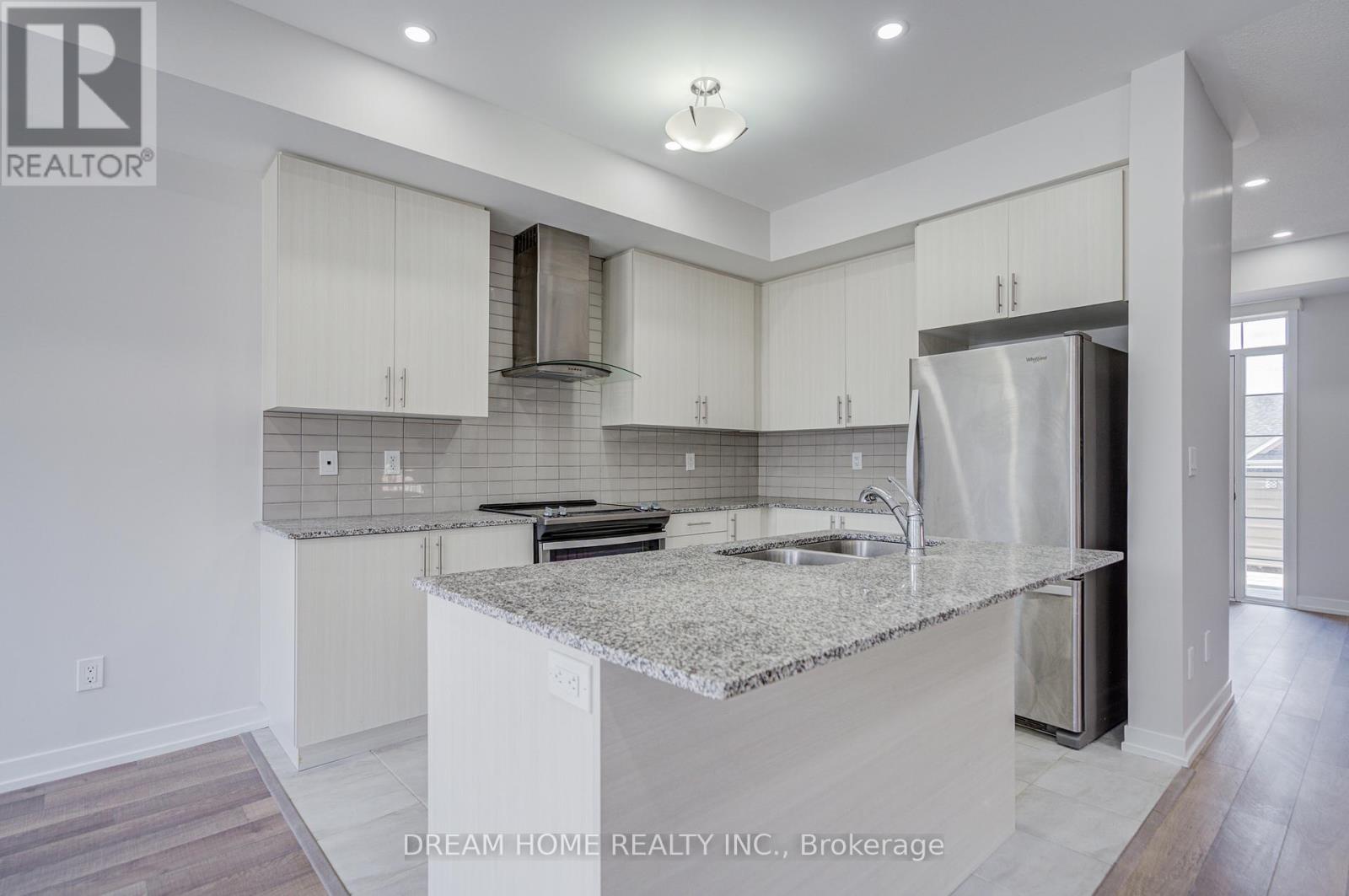 7 Heswall Lane, Newmarket (Glenway Estates), Ontario  L3Y 0E1 - Photo 12 - N13137856