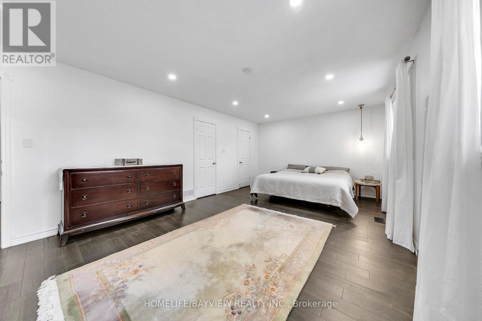 8 Sala Drive, Richmond Hill, Ontario  L4C 8C2 - Photo 37 - N13137876
