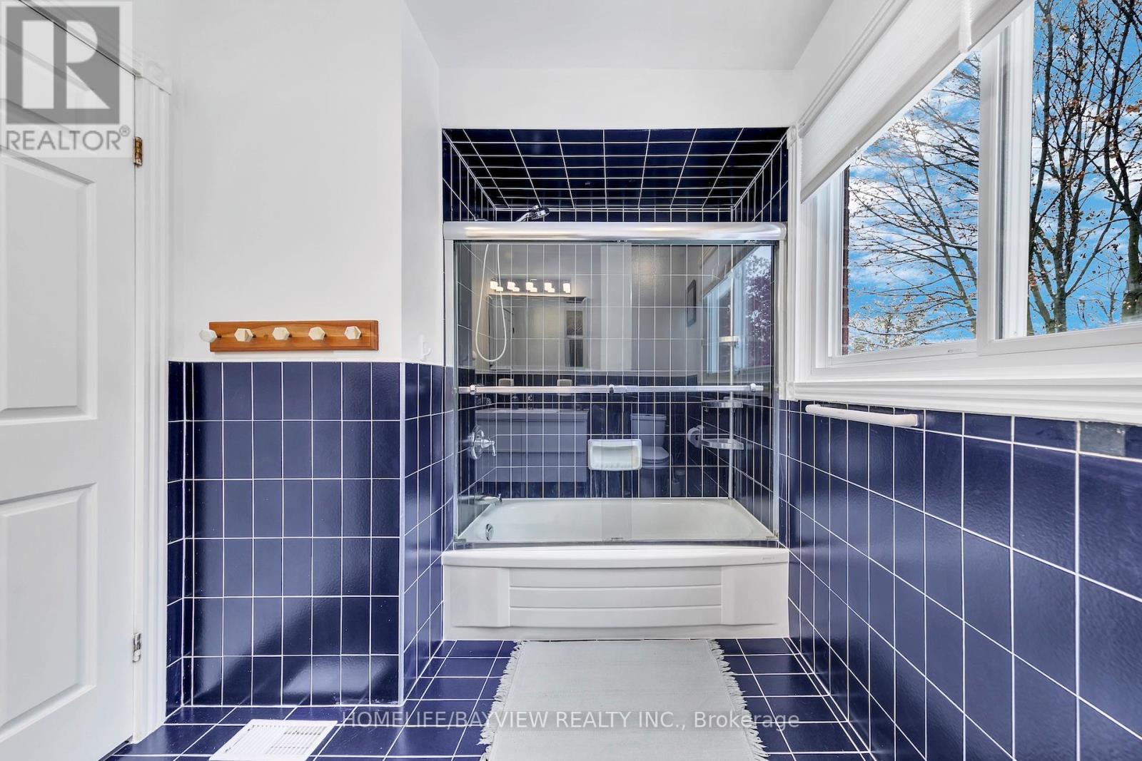 8 Sala Drive, Richmond Hill, Ontario  L4C 8C2 - Photo 44 - N13137876