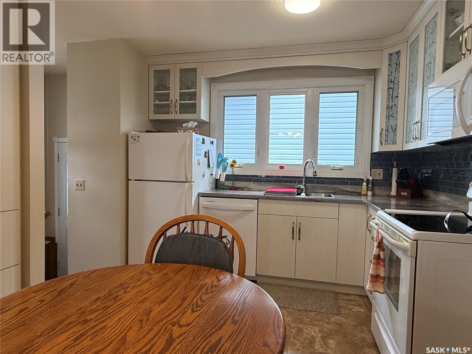 1243 Main Street, Melville, Saskatchewan  S0A 2P0 - Photo 19 - SK036061