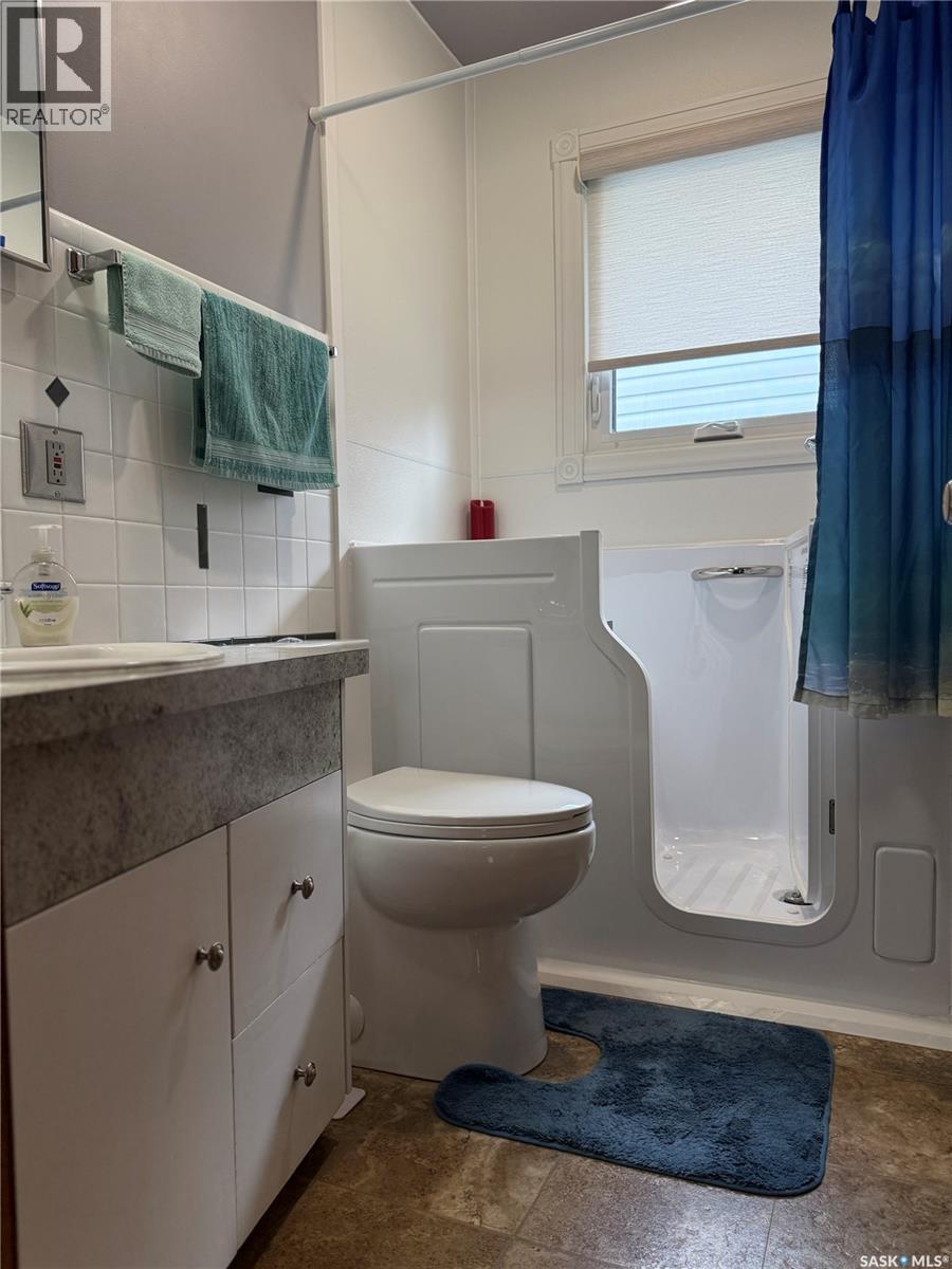 1243 Main Street, Melville, Saskatchewan  S0A 2P0 - Photo 6 - SK036061