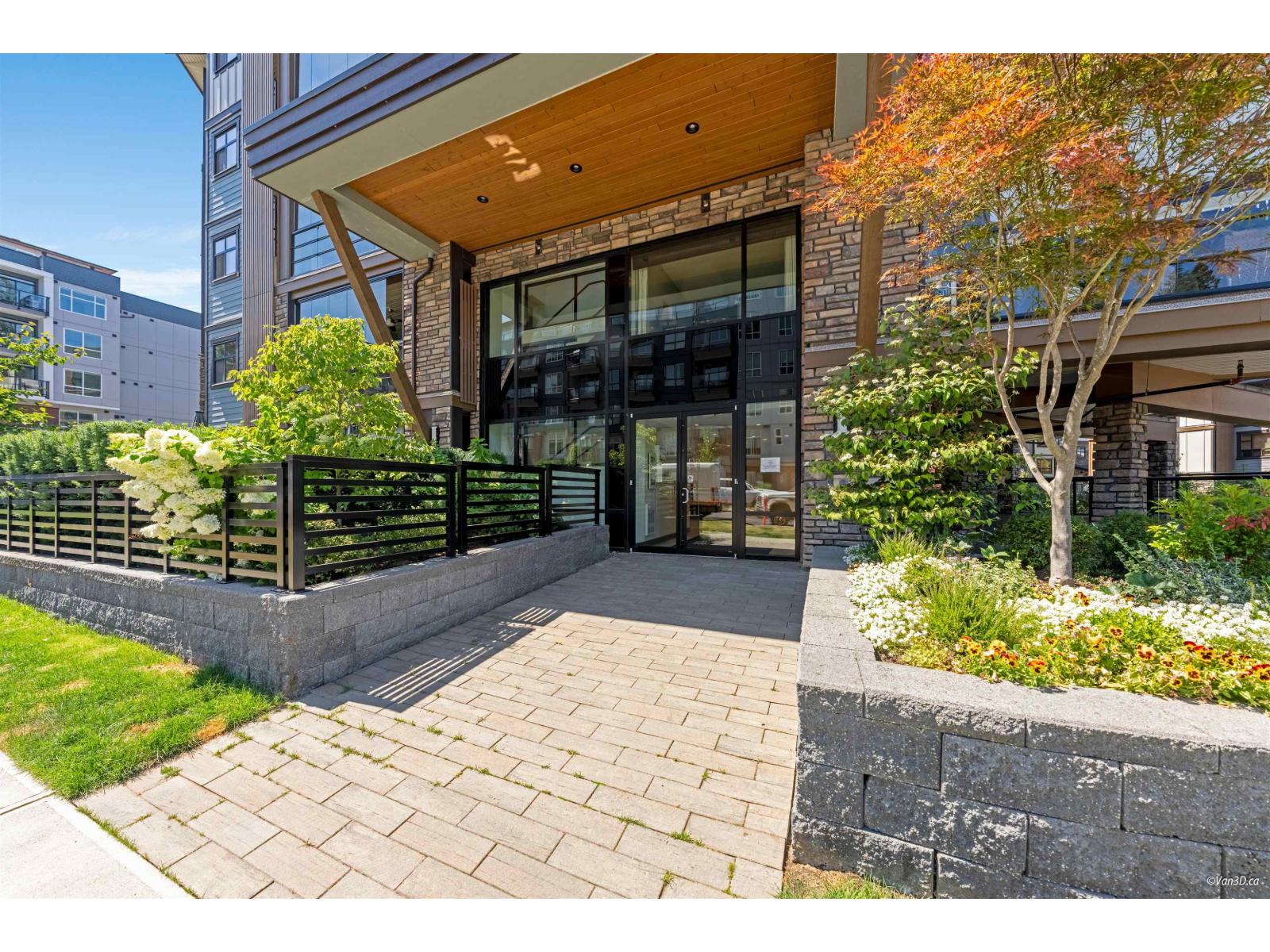 407 3535 146A STREET, Surrey, British Columbia