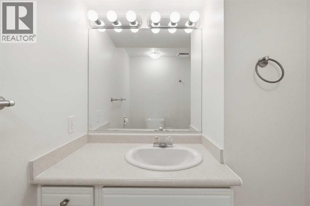 4108 Gatefield Avenue SW, Calgary, Alberta  T3E 4C5 - Photo 40 - A2311873