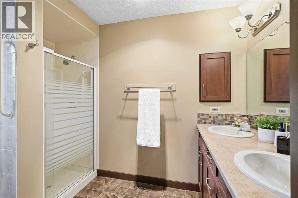 4108 Gatefield Avenue SW, Calgary, Alberta  T3E 4C5 - Photo 27 - A2311873