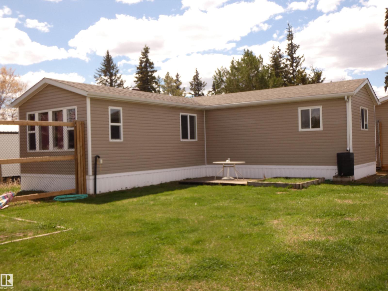 4942 49 St, Manola, Alberta  T7N 1A2 - Photo 2 - E4488247