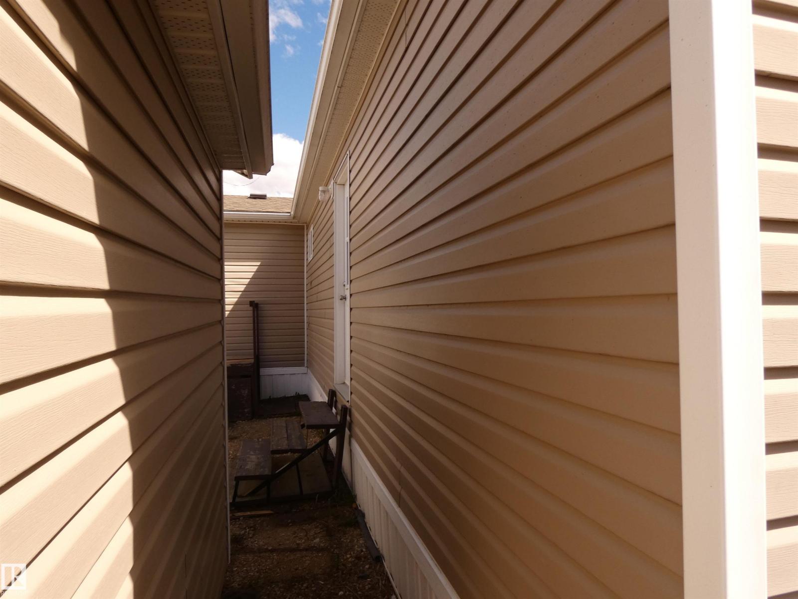 4942 49 St, Manola, Alberta  T7N 1A2 - Photo 33 - E4488247