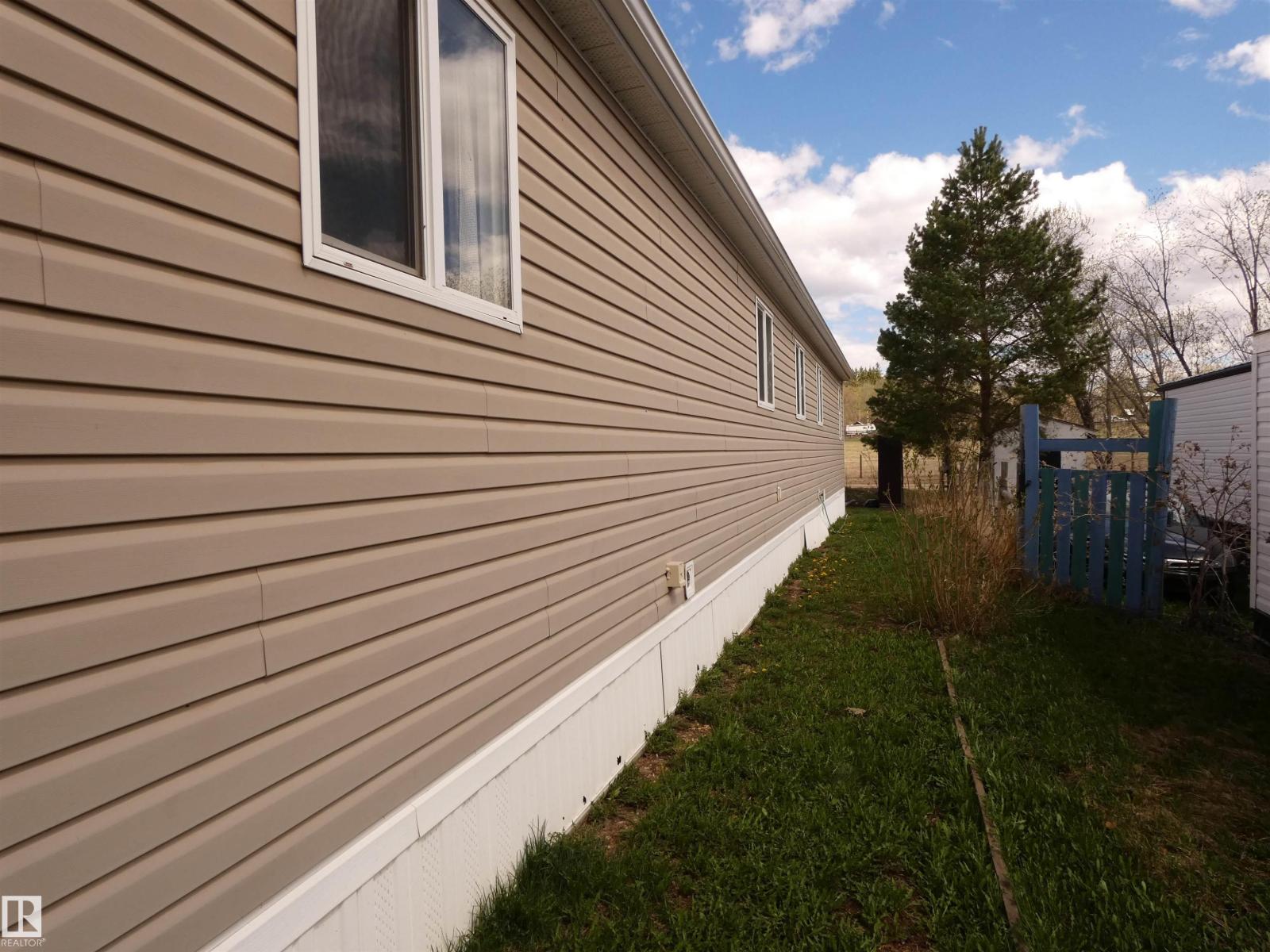 4942 49 St, Manola, Alberta  T7N 1A2 - Photo 36 - E4488247