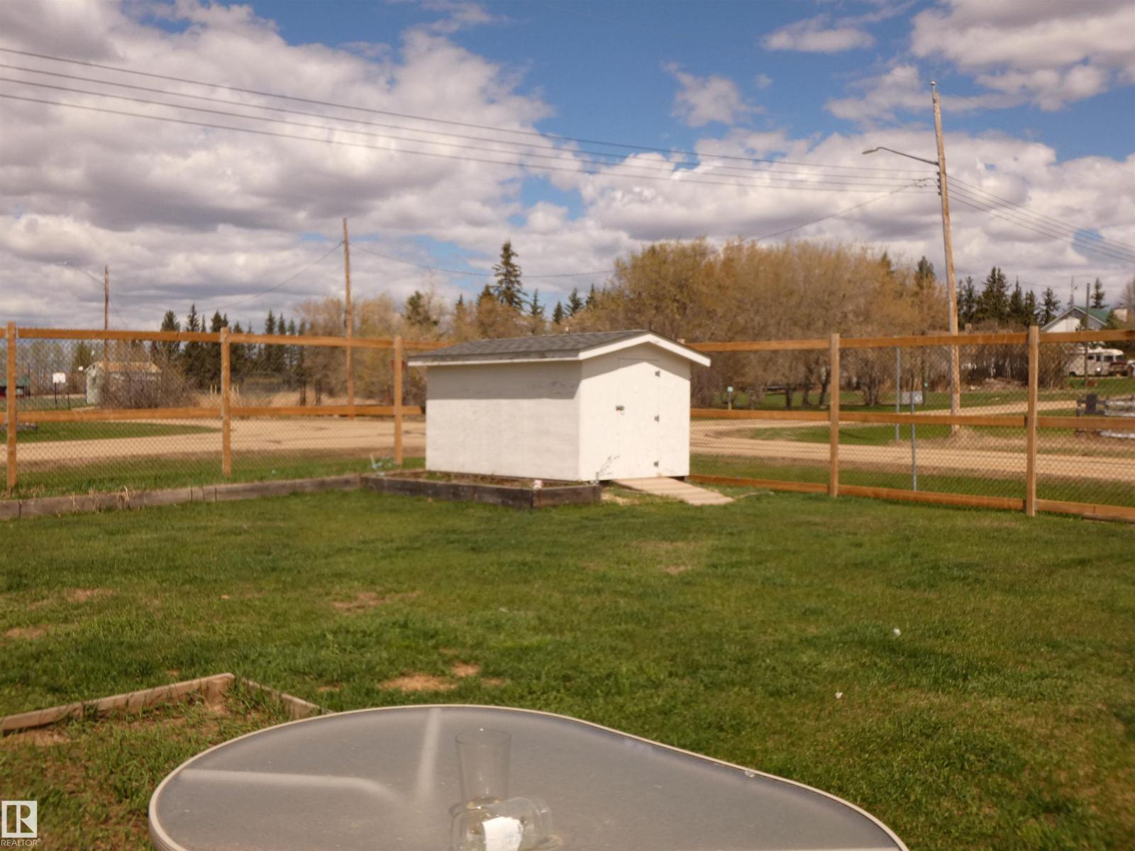 4942 49 St, Manola, Alberta  T7N 1A2 - Photo 40 - E4488247