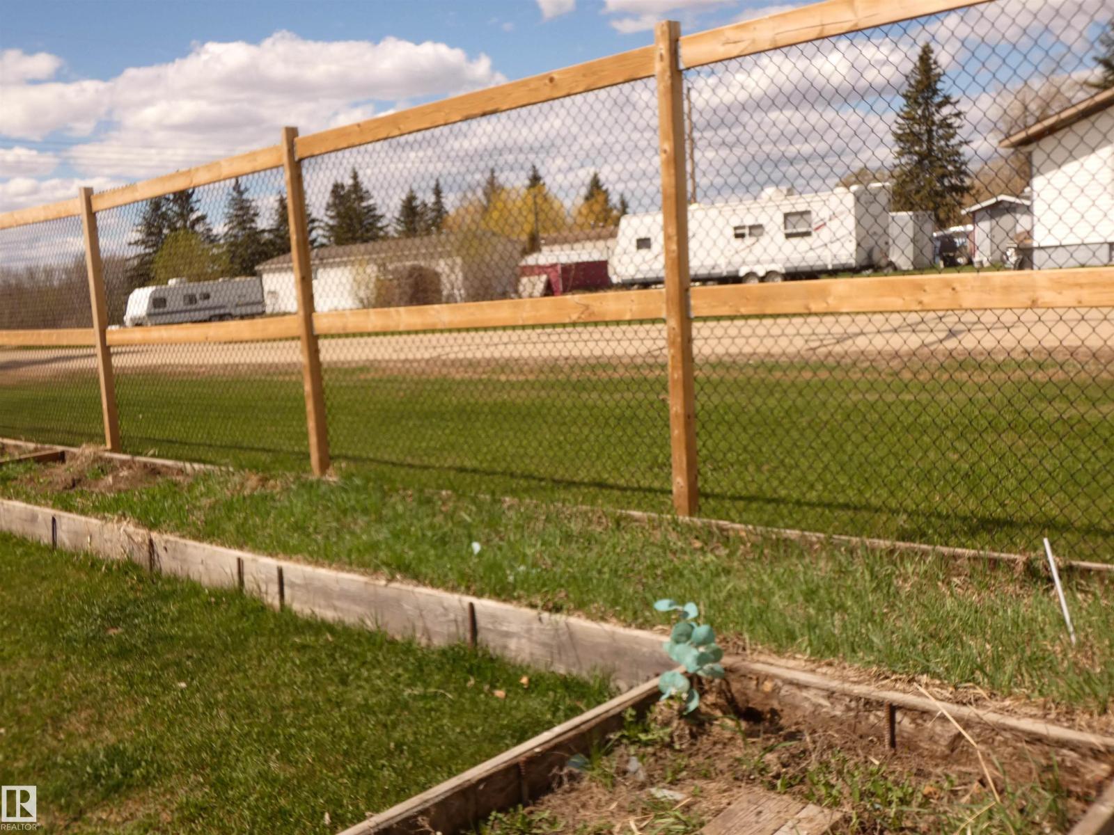 4942 49 St, Manola, Alberta  T7N 1A2 - Photo 43 - E4488247