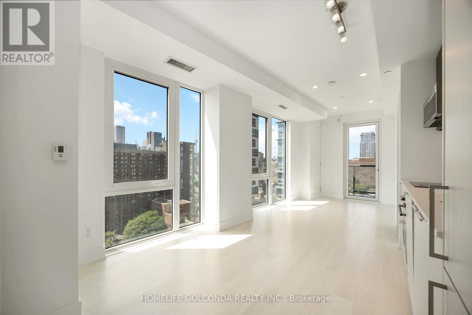 1703 - 308 JARVIS STREET, Toronto, Ontario
