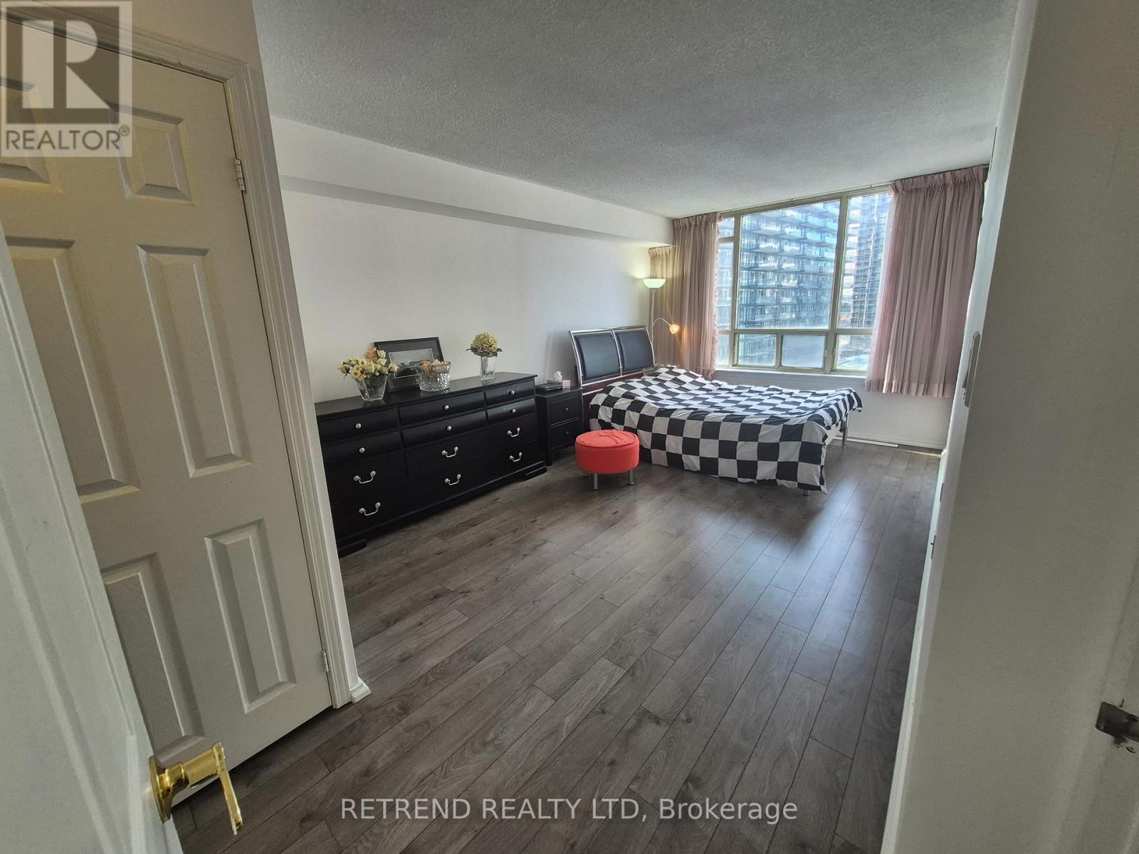 1601 - 30 Greenfield Avenue, Toronto, Ontario  M2N 6N3 - Photo 13 - C13137902