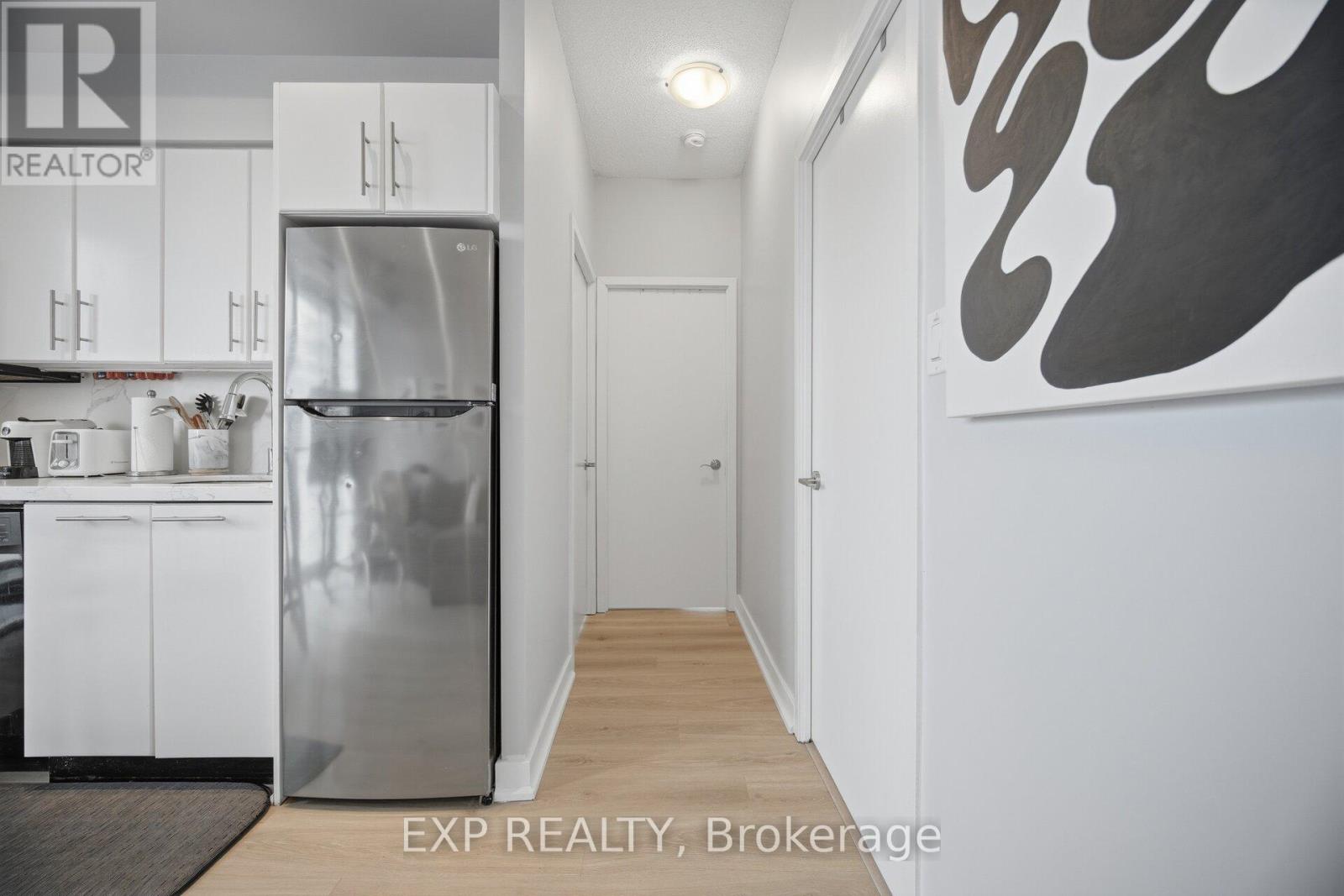 1907 - 126 Simcoe Street, Toronto, Ontario  M5H 4E6 - Photo 22 - C13137904