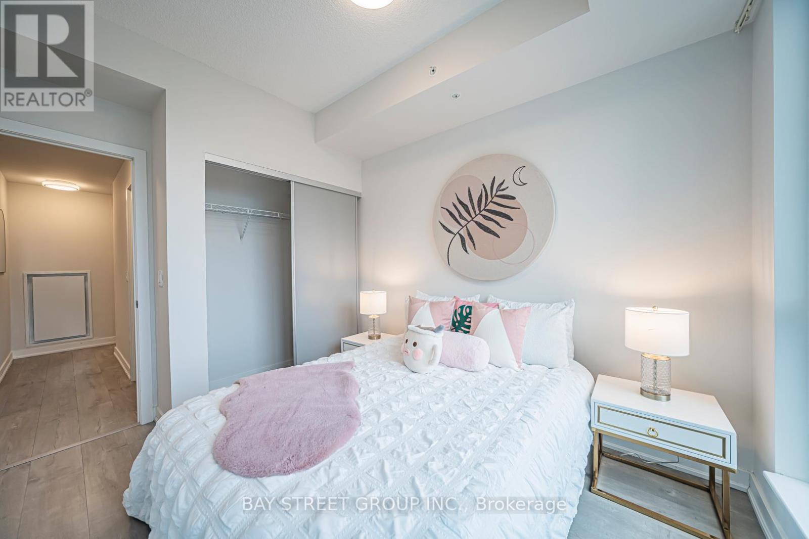 1502 - 30 Nelson Street, Toronto, Ontario  M5V 0H5 - Photo 10 - C13137916