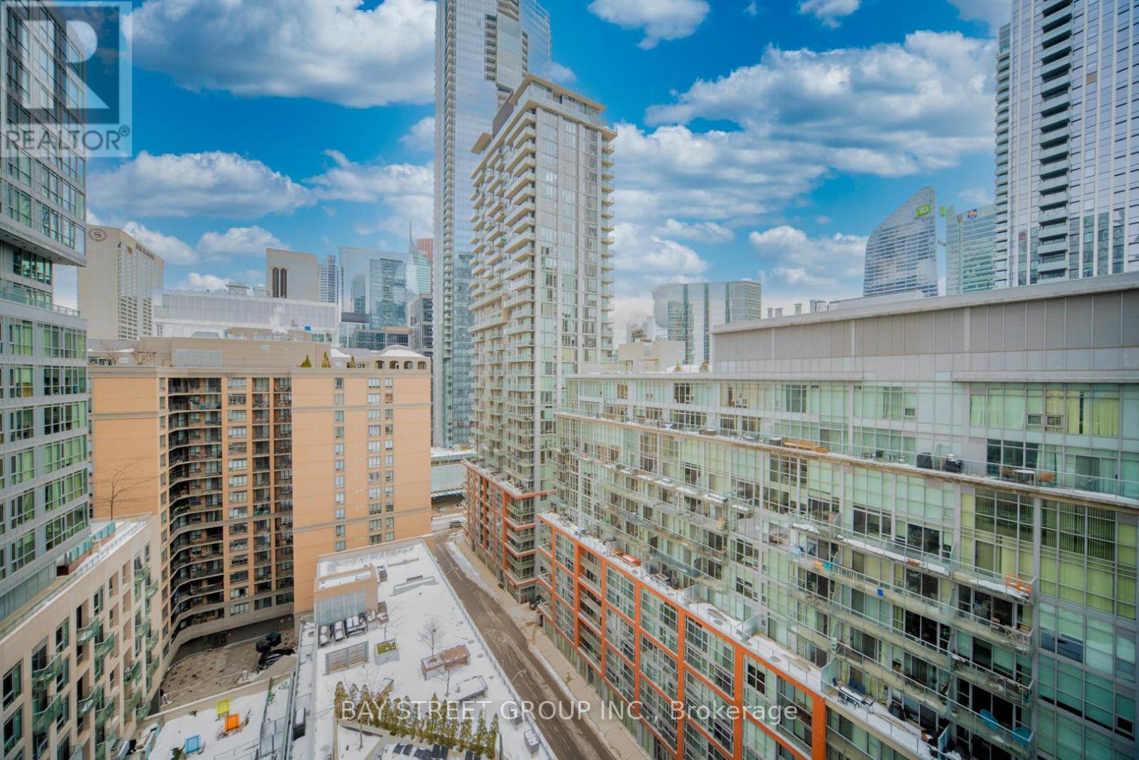 1502 - 30 Nelson Street, Toronto, Ontario  M5V 0H5 - Photo 14 - C13137916