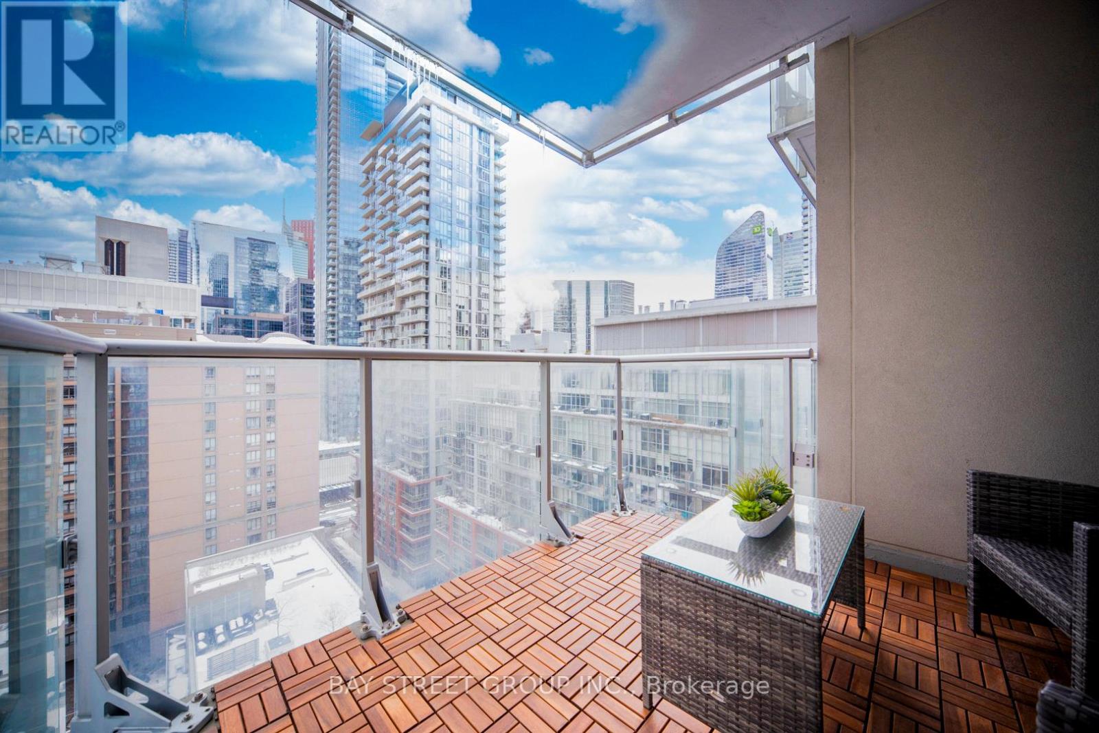 1502 - 30 Nelson Street, Toronto, Ontario  M5V 0H5 - Photo 17 - C13137916