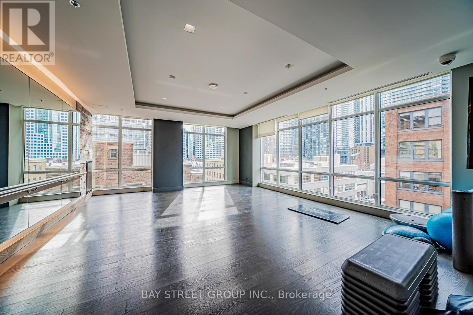 1502 - 30 Nelson Street, Toronto, Ontario  M5V 0H5 - Photo 27 - C13137916