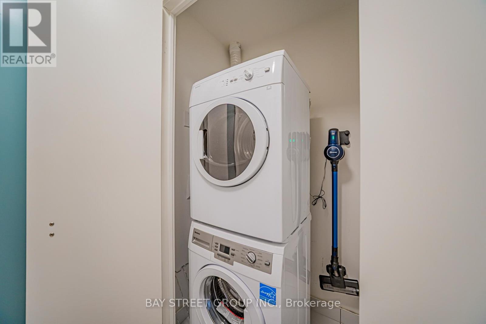 1502 - 30 Nelson Street, Toronto, Ontario  M5V 0H5 - Photo 35 - C13137916