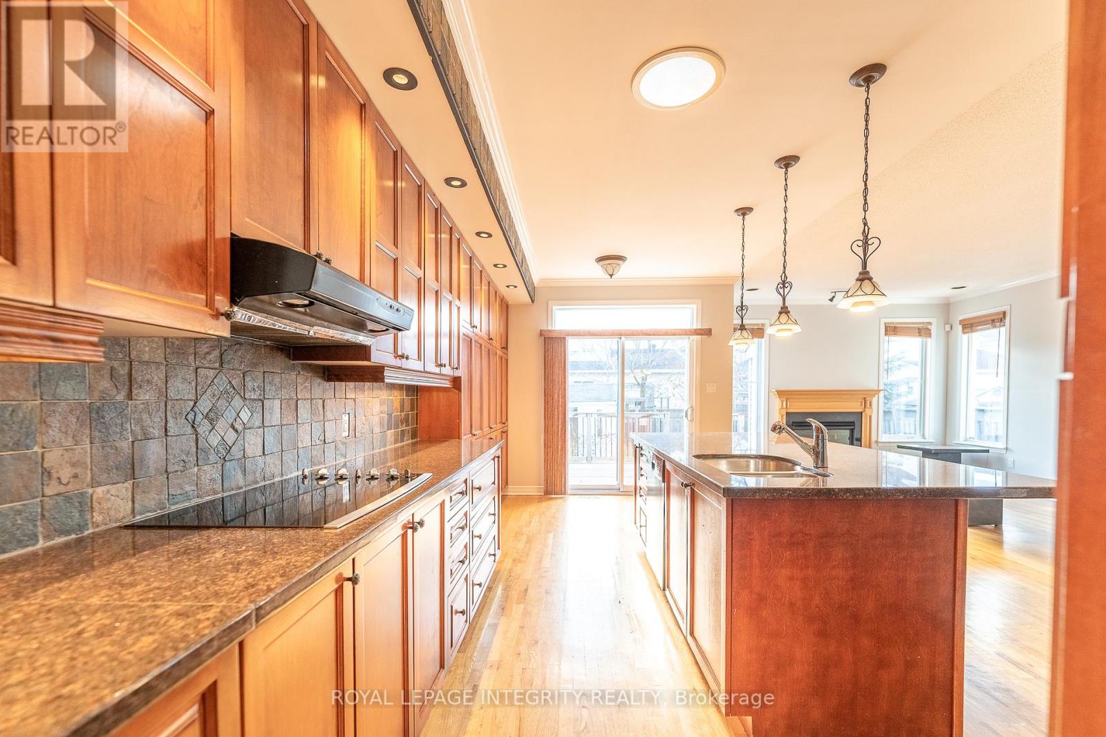 12 Maple Stand Way, Ottawa, Ontario  K2G 6P4 - Photo 11 - X13137922