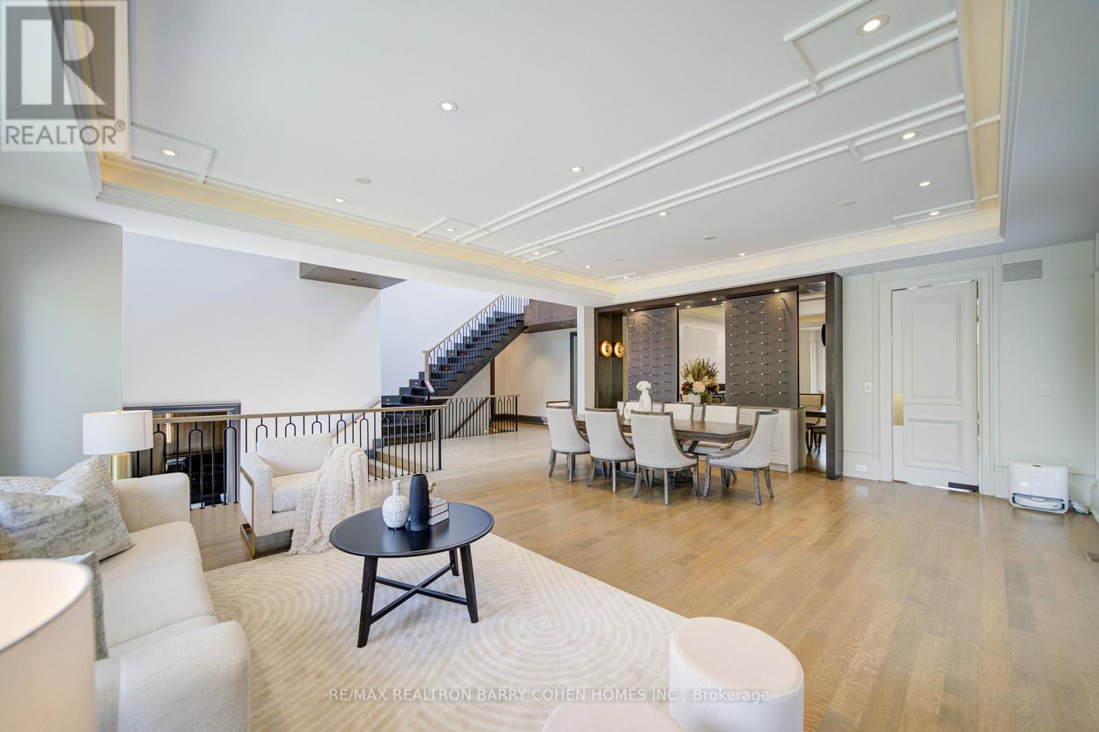 15 Ames Circle, Toronto, Ontario  M3B 3B9 - Photo 6 - C13137894