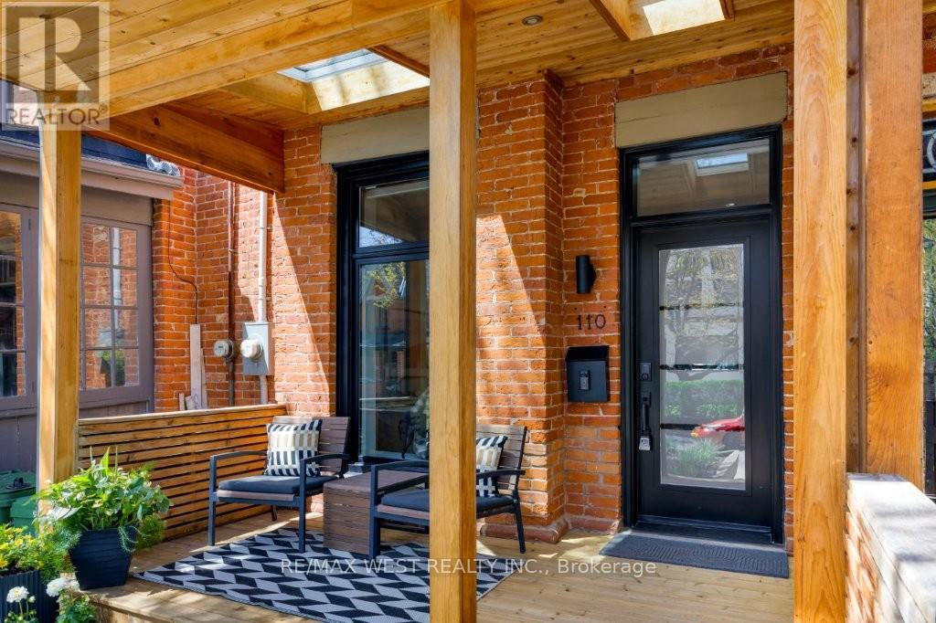 110 Fern Avenue, Toronto, Ontario  M6R 1K3 - Photo 2 - W13128978