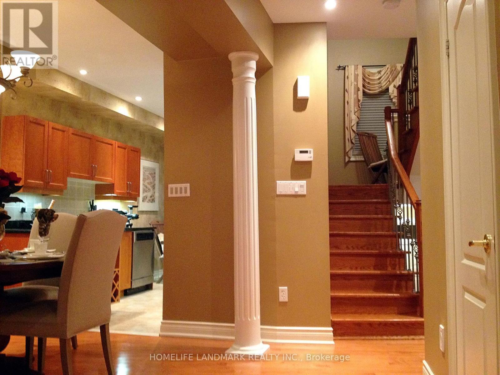 37 Michael Way, Markham, Ontario  L3R 5G4 - Photo 5 - N13137940