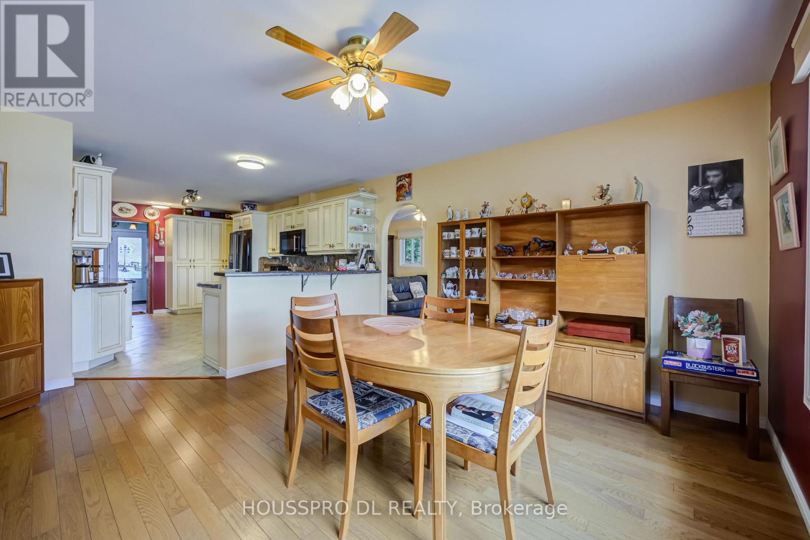 2683 Lakeshore Road E, Oro-Medonte, Ontario  L0L 1T0 - Photo 19 - S13137936
