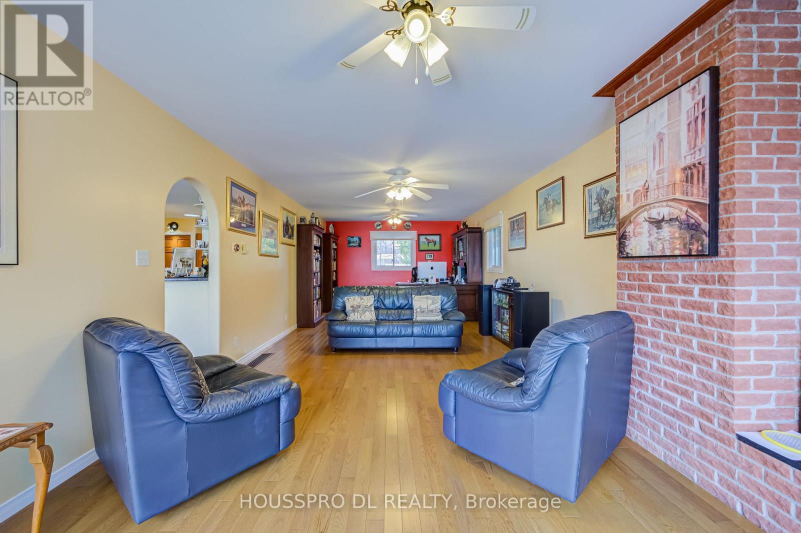 2683 Lakeshore Road E, Oro-Medonte, Ontario  L0L 1T0 - Photo 22 - S13137936
