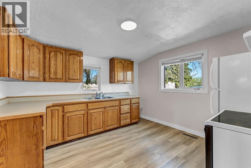 25 4 Street Ne, Redcliff, Alberta  T0J 2P0 - Photo 9 - A2309664