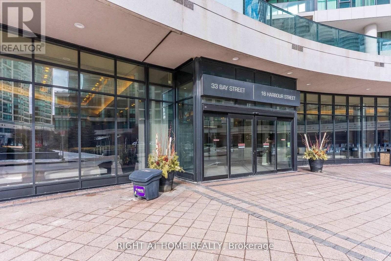 603 - 33 Bay Street, Toronto, Ontario  M5J 2Z3 - Photo 4 - C13137964