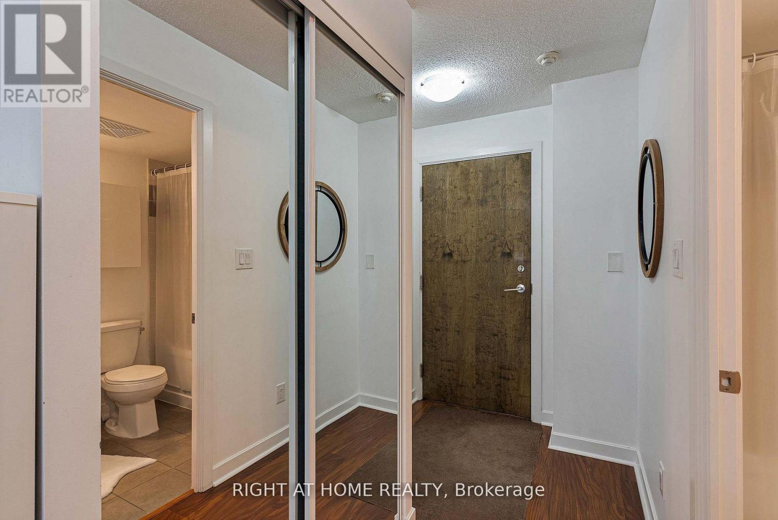 603 - 33 Bay Street, Toronto, Ontario  M5J 2Z3 - Photo 8 - C13137964