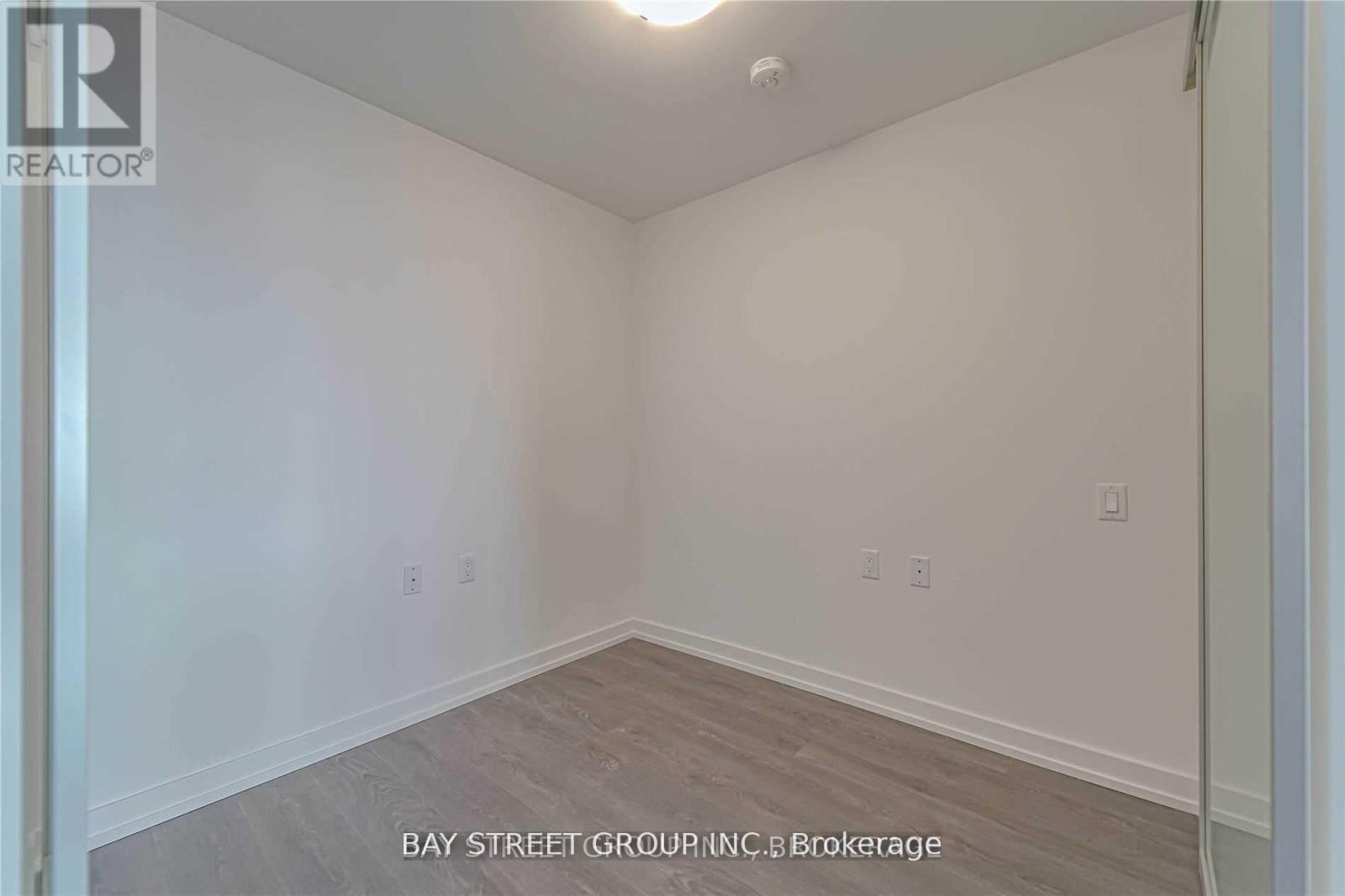 2101 - 203 College Street, Toronto, Ontario  M5T 1P9 - Photo 3 - C13137968