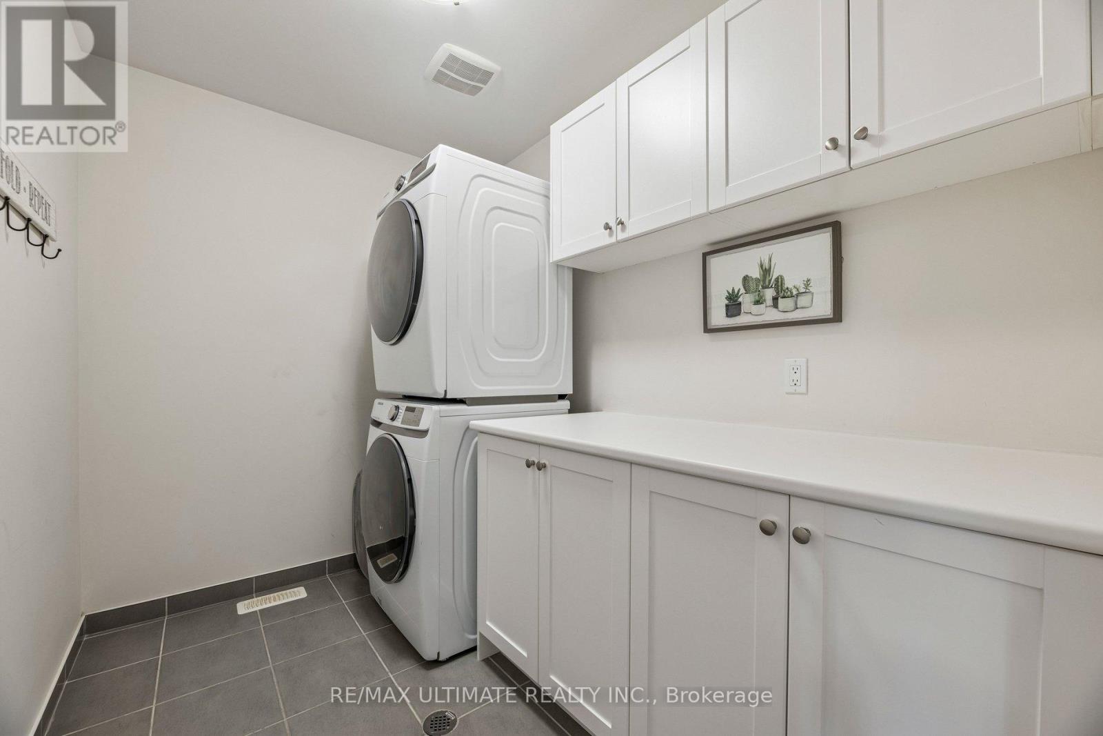 1825 Silverstone Crescent, Oshawa, Ontario  L1K 0V6 - Photo 24 - E13137972