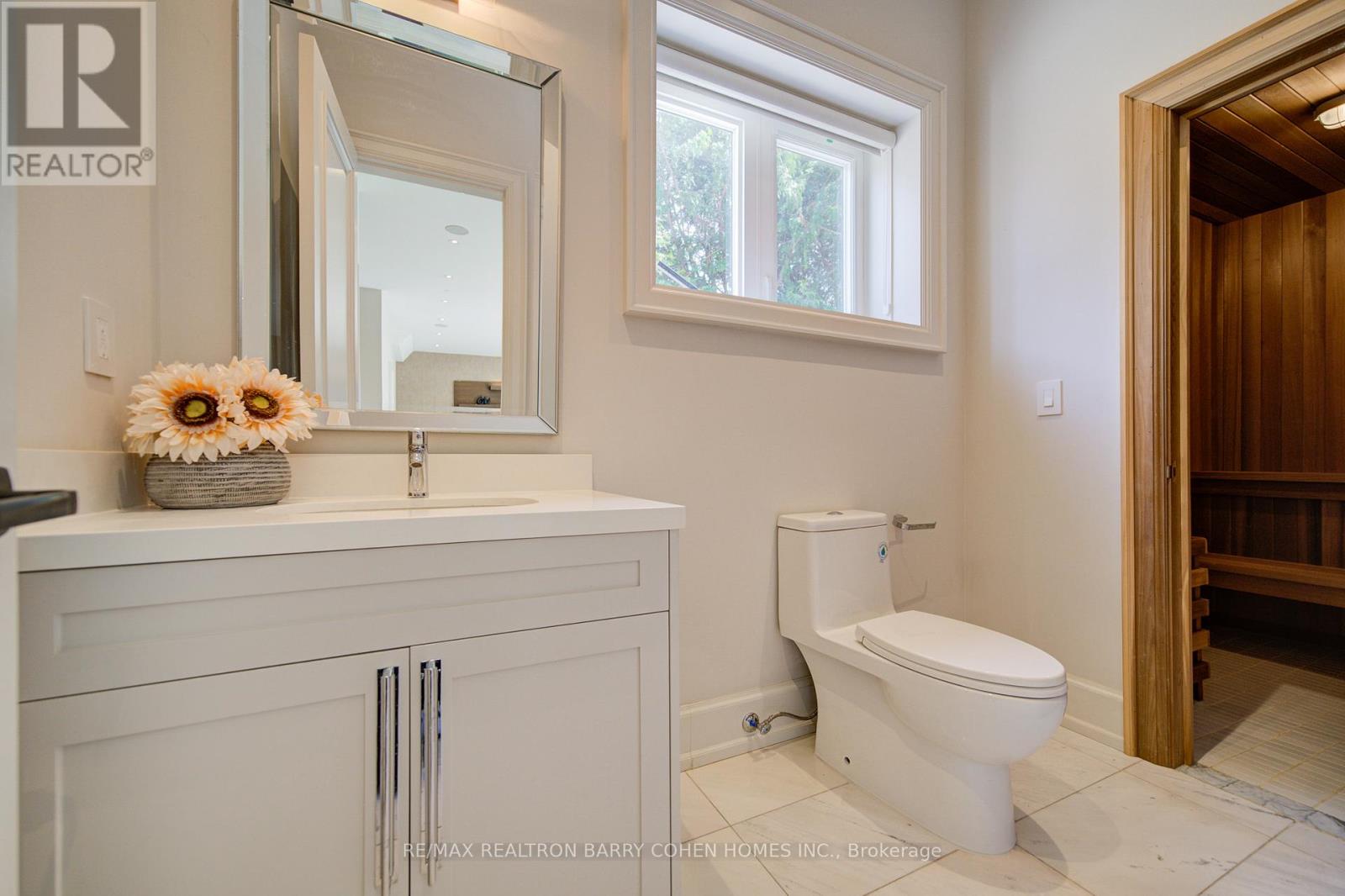 15 Ames Circle, Toronto, Ontario  M3B 3B9 - Photo 47 - C13137894