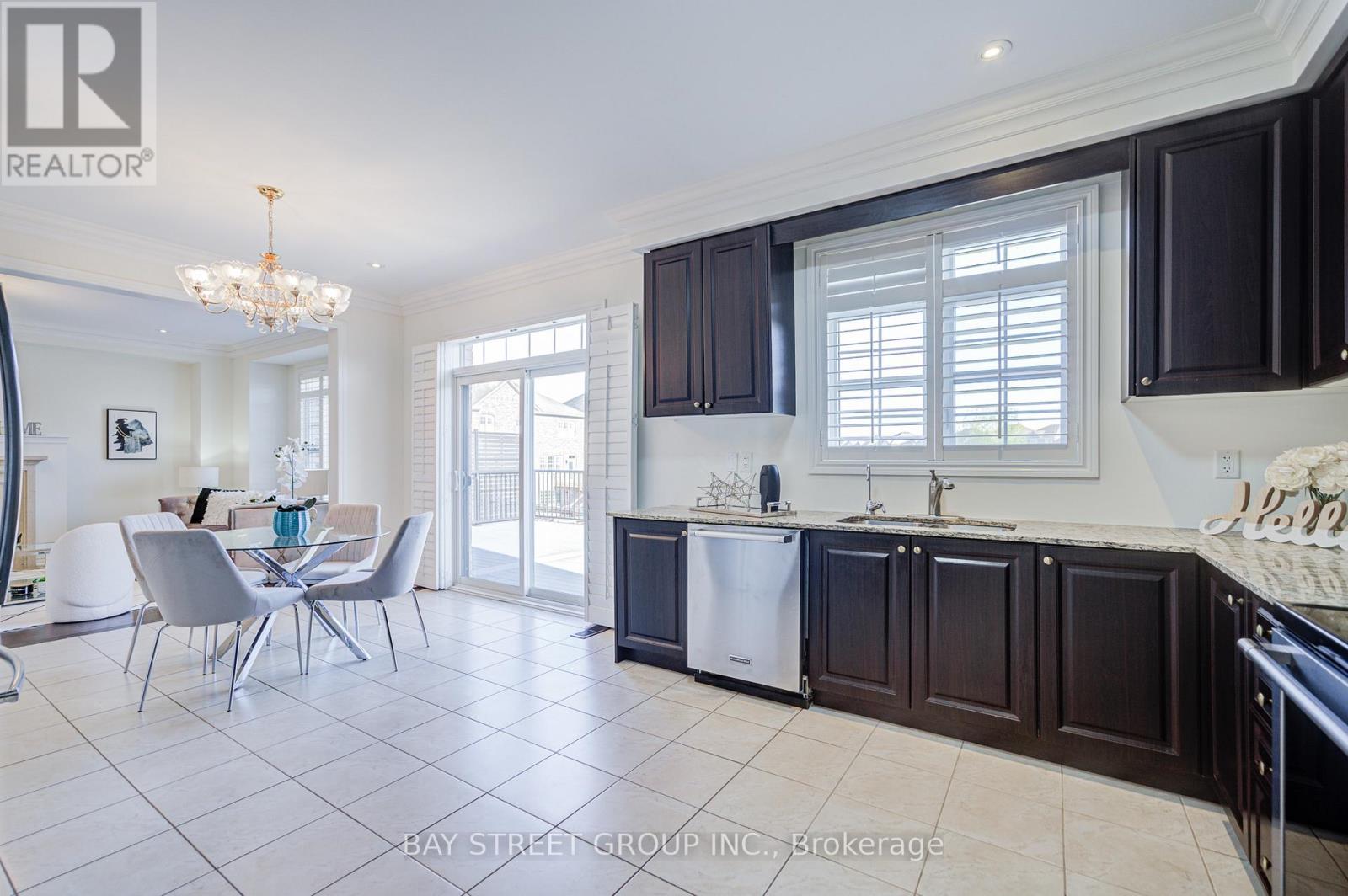 28 Boland Court, Aurora, Ontario  L4G 0W6 - Photo 17 - N13137978