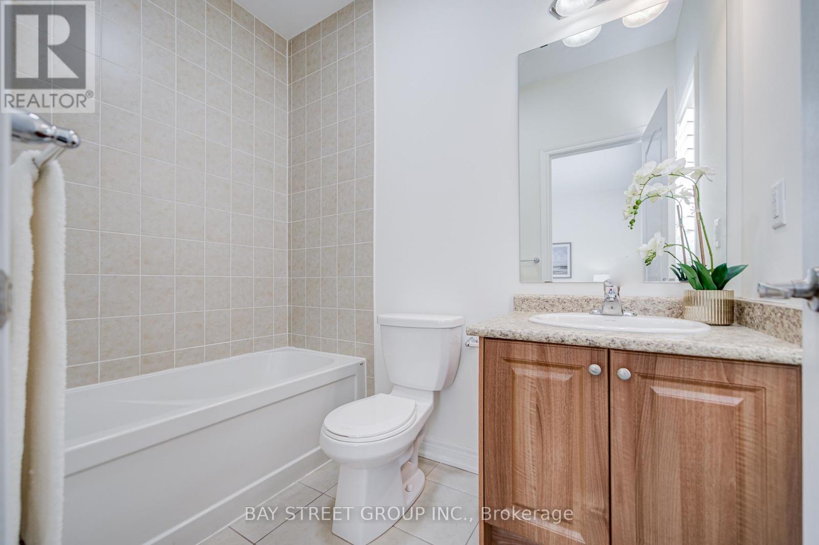 28 Boland Court, Aurora, Ontario  L4G 0W6 - Photo 39 - N13137978