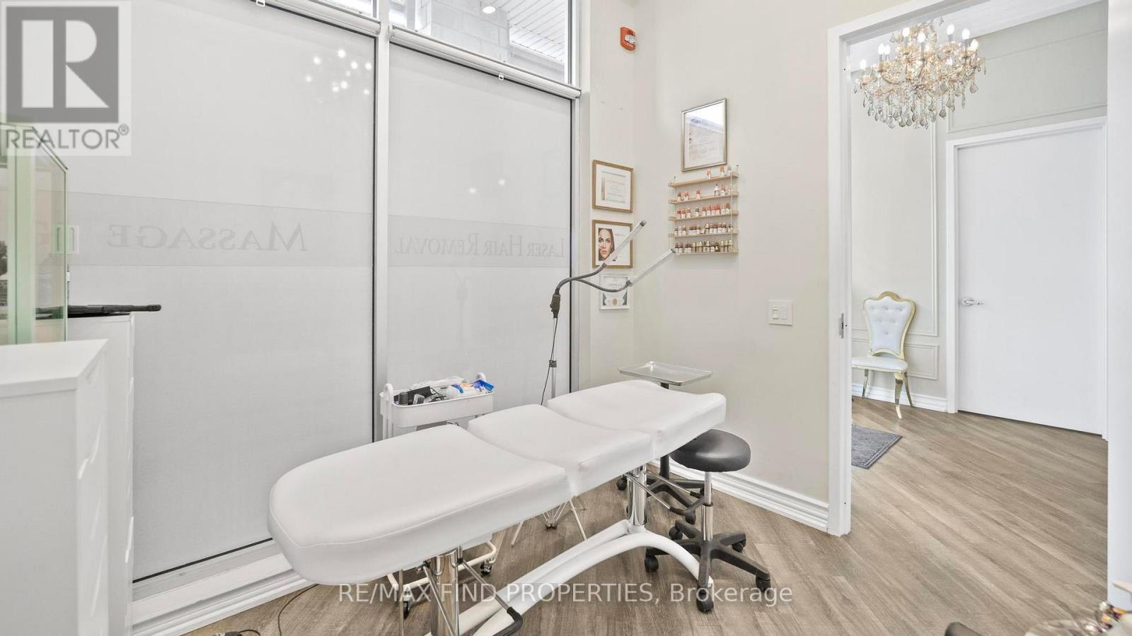 110 - 216 Oak Park Boulevard, Oakville, Ontario  L6H 7S8 - Photo 22 - W13137946