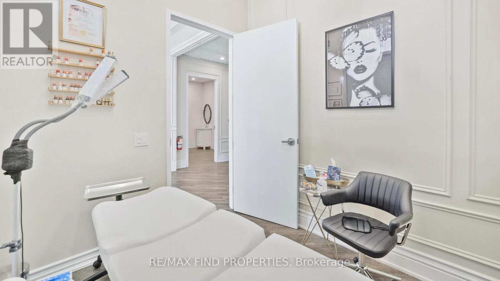 110 - 216 Oak Park Boulevard, Oakville, Ontario  L6H 7S8 - Photo 26 - W13137946