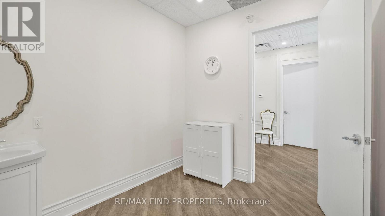 110 - 216 Oak Park Boulevard, Oakville, Ontario  L6H 7S8 - Photo 31 - W13137946