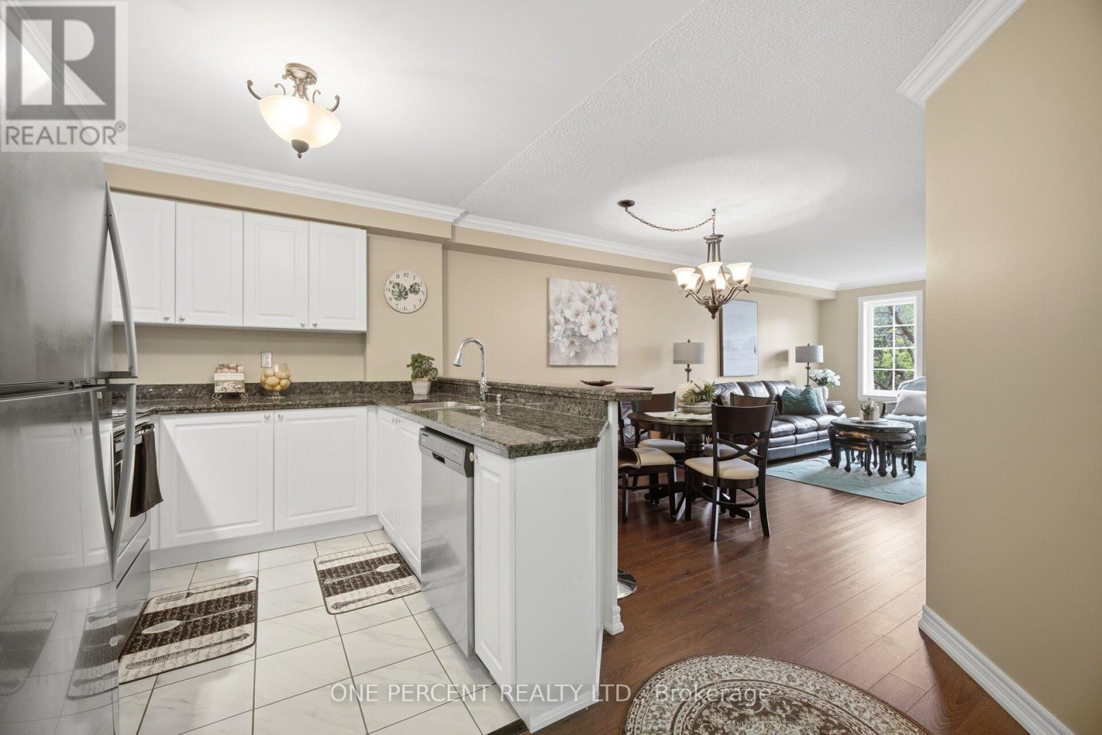 208 - 2301 Parkhaven Boulevard, Oakville, Ontario  L6H 6V6 - Photo 11 - W13137958