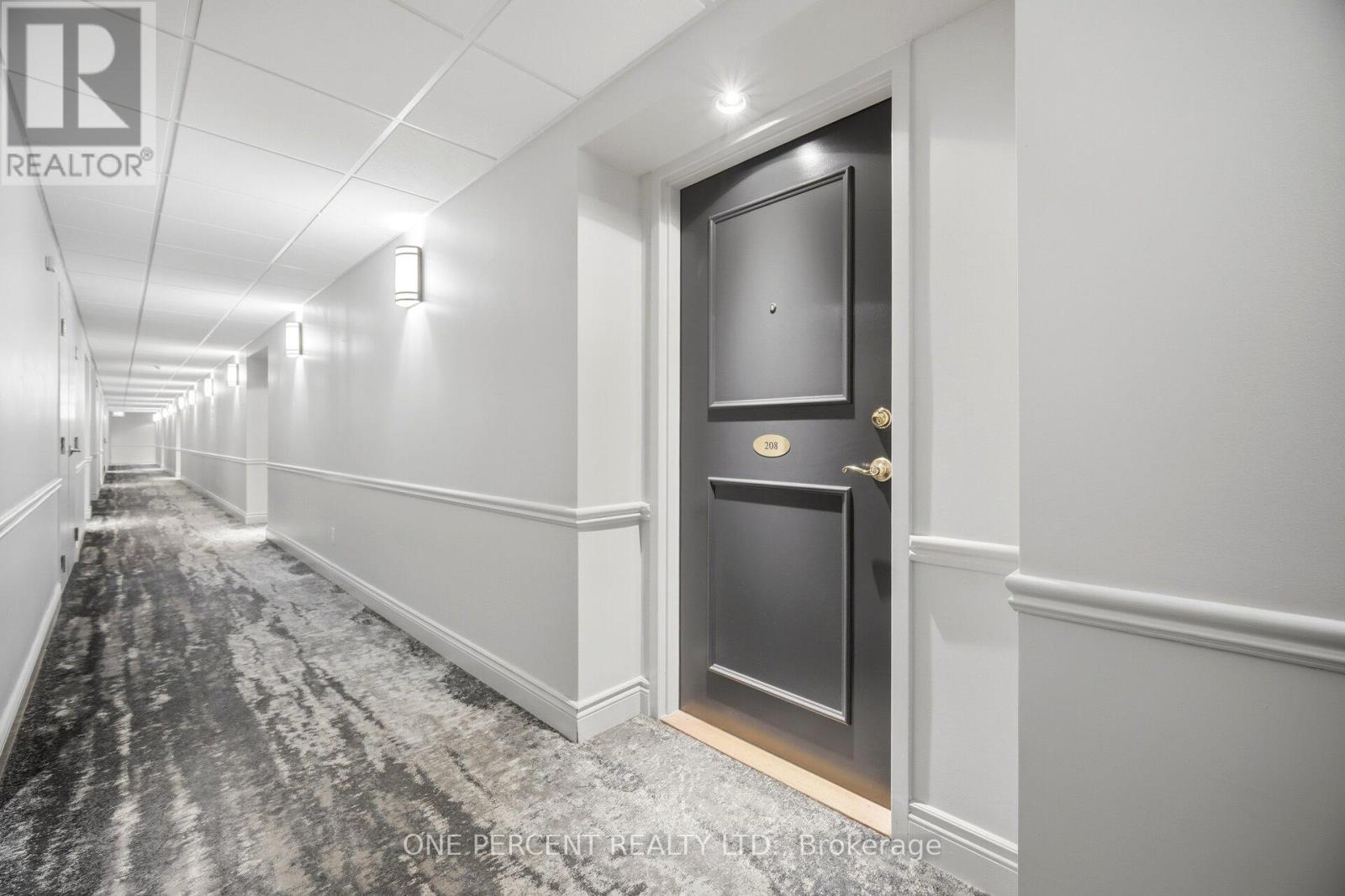 208 - 2301 Parkhaven Boulevard, Oakville, Ontario  L6H 6V6 - Photo 4 - W13137958