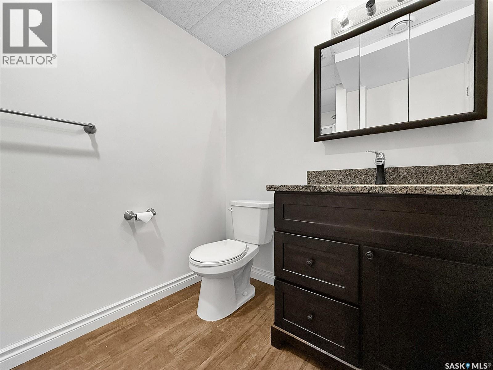 620 8th Avenue Ne, Swift Current, Saskatchewan  S9H 2R3 - Photo 22 - SK036171