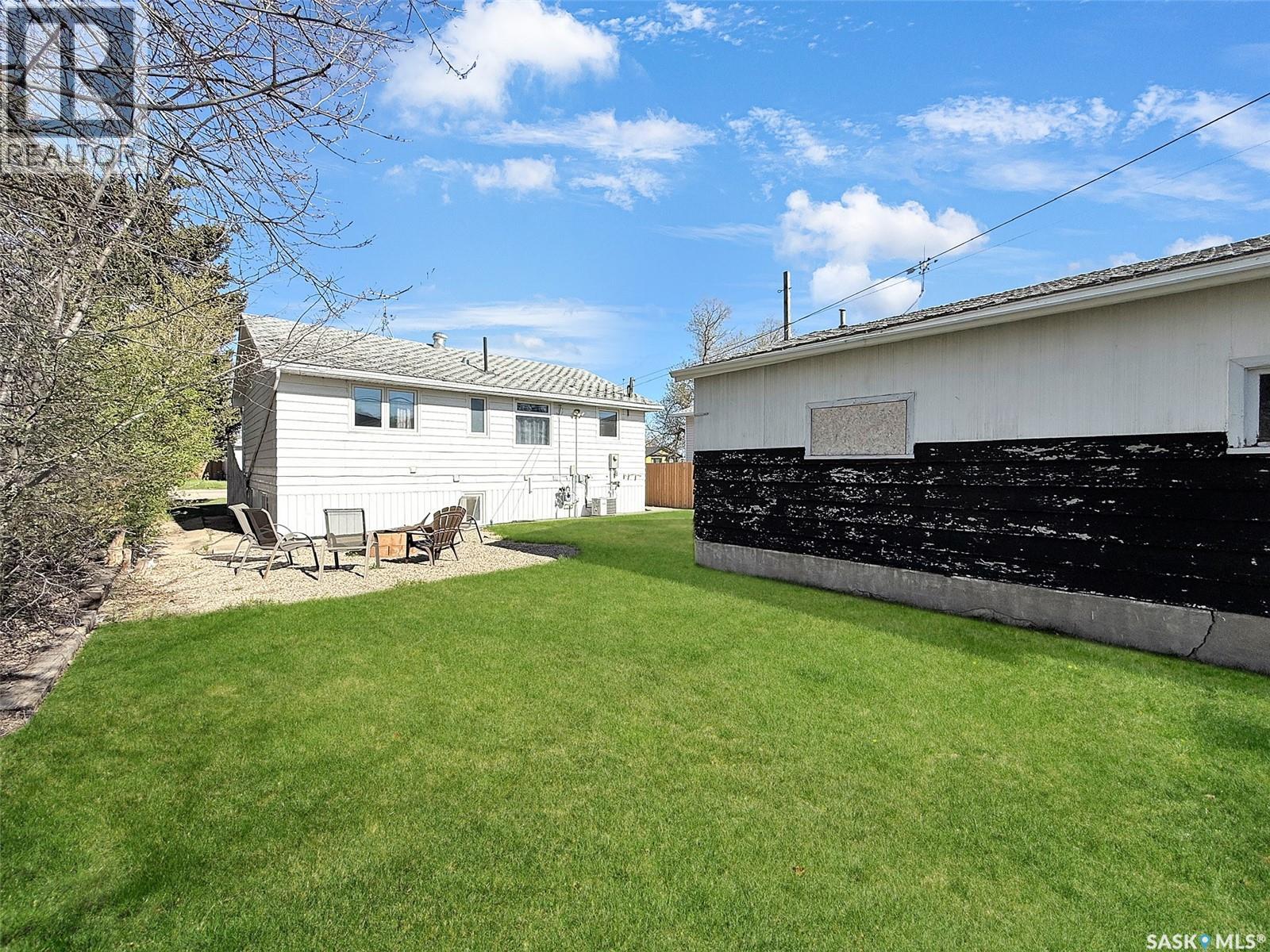 620 8th Avenue Ne, Swift Current, Saskatchewan  S9H 2R3 - Photo 29 - SK036171