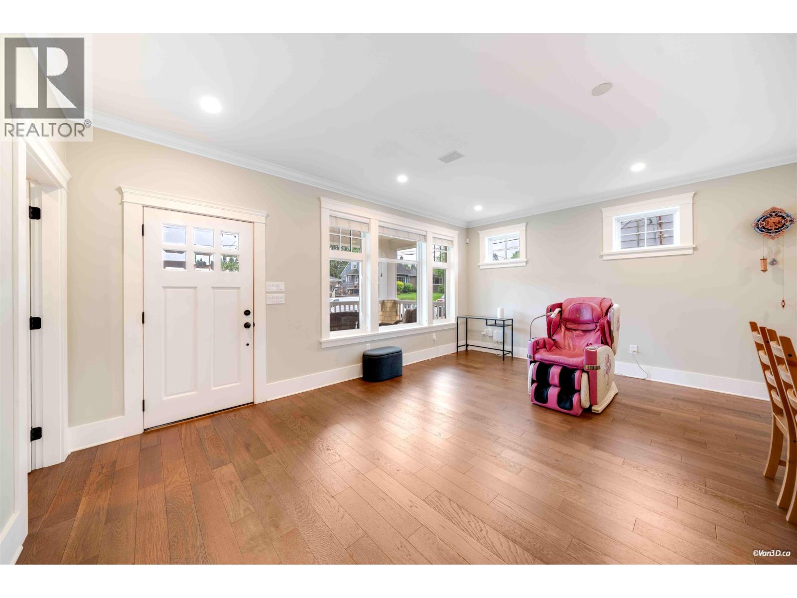 221 Ninth Avenue, New Westminster, British Columbia  V3L 2A2 - Photo 5 - R3122479