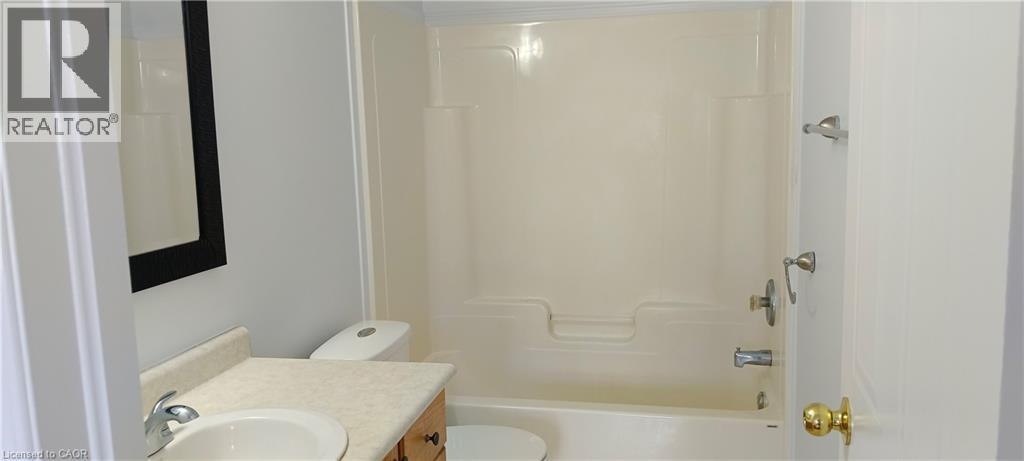 520 Chablis Drive, Waterloo, Ontario  N2T 2X9 - Photo 25 - 40793332