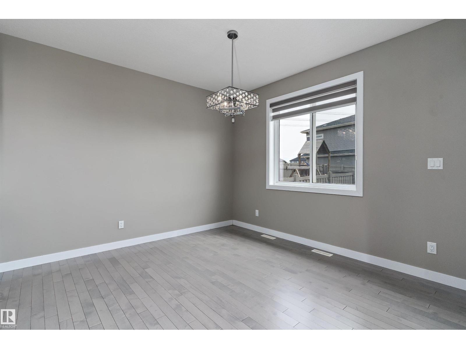 8729 Carson Wy Sw, Edmonton, Alberta  T6W 3K8 - Photo 10 - E4488255