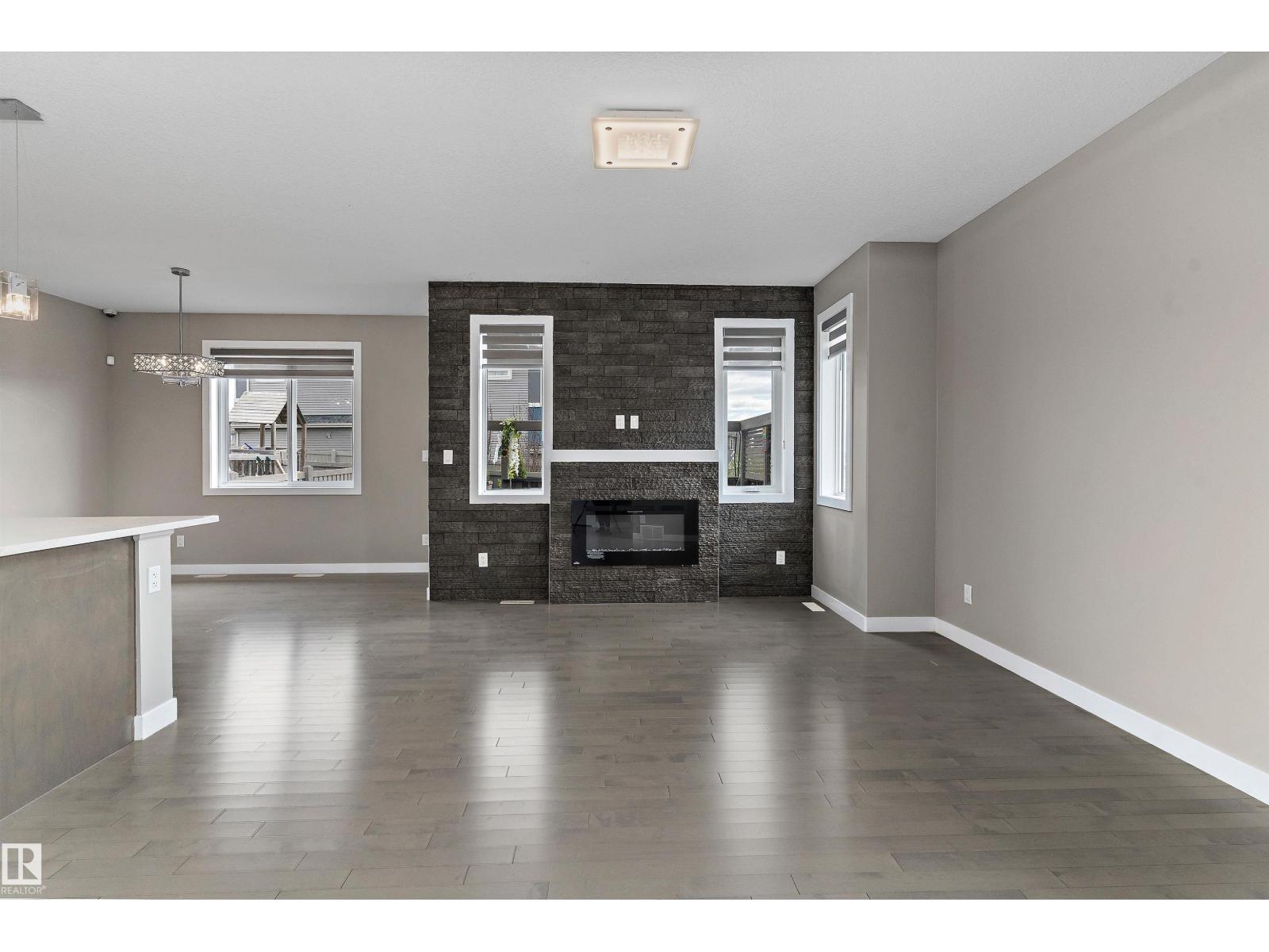 8729 Carson Wy Sw, Edmonton, Alberta  T6W 3K8 - Photo 11 - E4488255