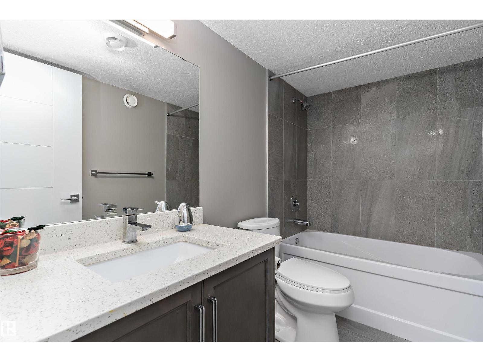 8729 Carson Wy Sw, Edmonton, Alberta  T6W 3K8 - Photo 36 - E4488255