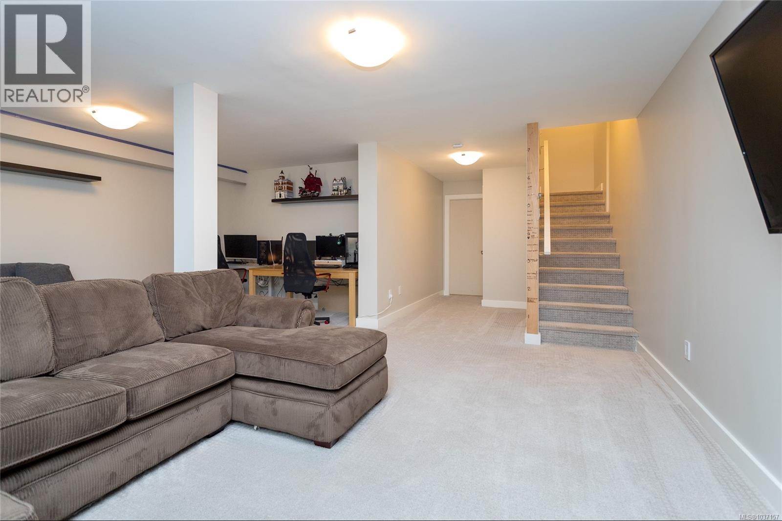 1026 Boeing Close, Langford, British Columbia  V9B 0R2 - Photo 23 - 1037157